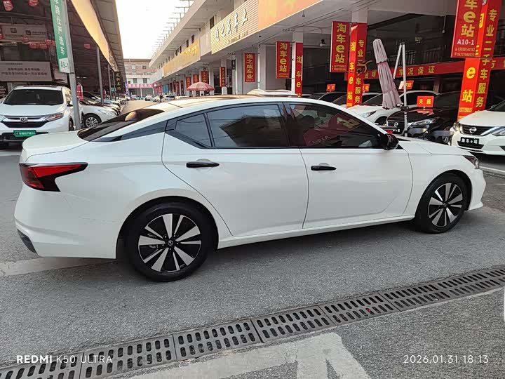 Фото 4 - Nissan Teana