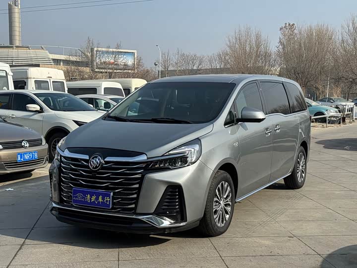 Фото 1 - Buick GL8 ES