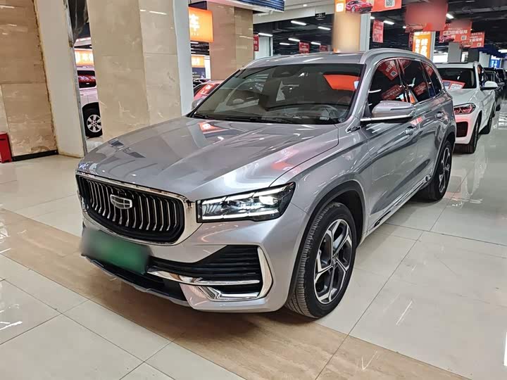 Фото 2 - Geely Monjaro