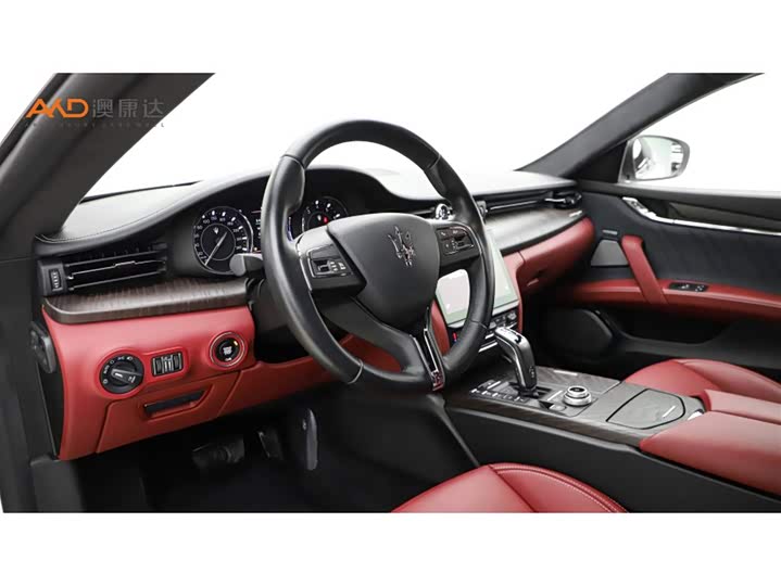 Фото 6 - Maserati Quattroporte