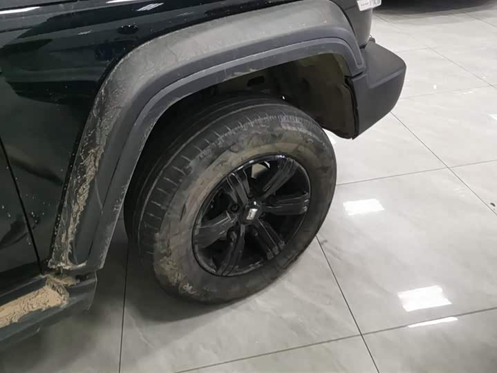 Фото 6 - Tank 300