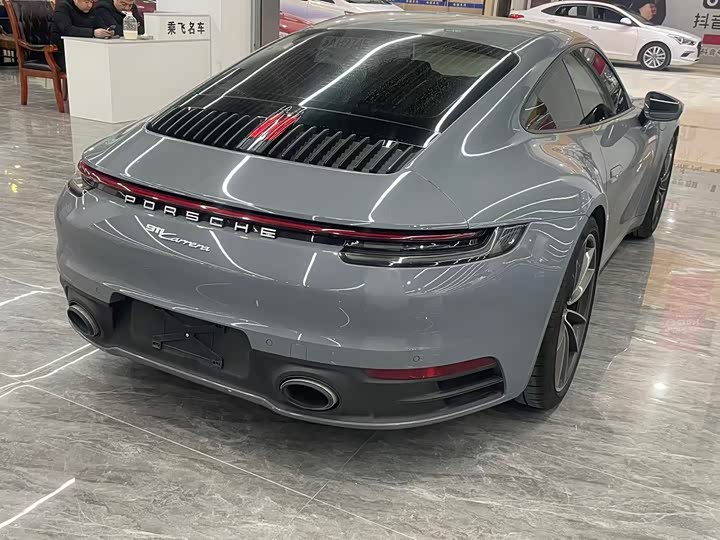 Фото 4 - Porsche 911