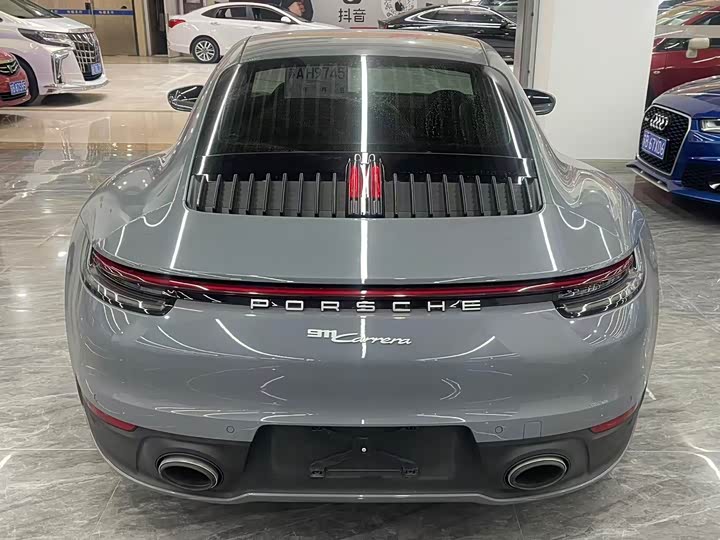 Фото 5 - Porsche 911