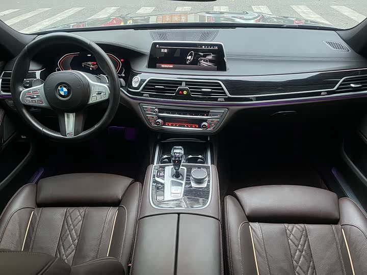 Фото 7 - BMW 7 Series