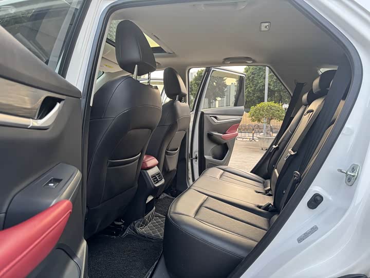 Фото 9 - Changan CS55 Plus