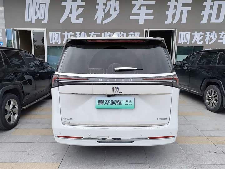 Фото 8 - Buick GL8 Hybrid