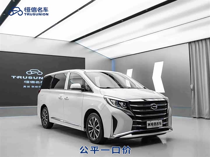 Фото 2 - GAC Trumpchi M8
