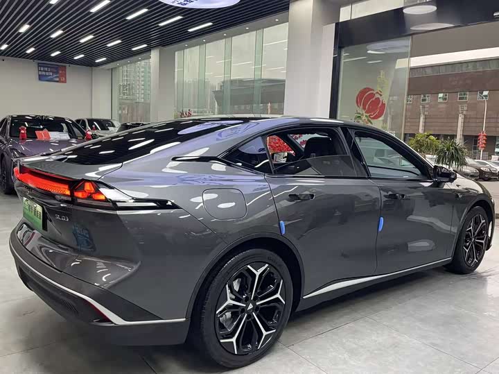 Фото 5 - Changan Deepal SL03