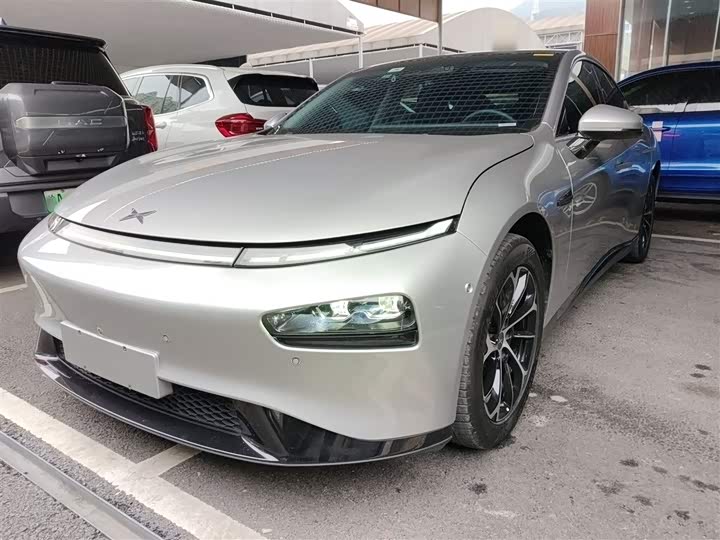 Фото 2 - XPeng P7