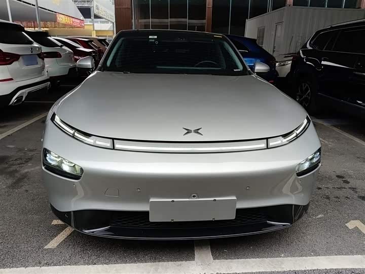 Фото 3 - XPeng P7