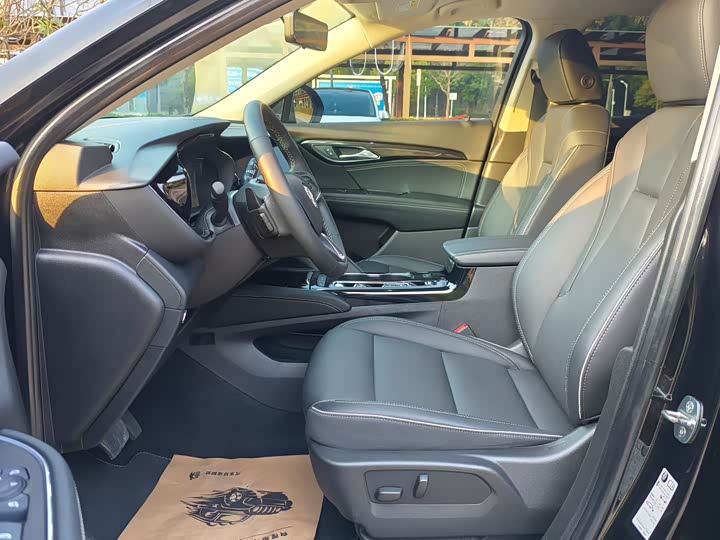 Фото 8 - Buick Envision Plus