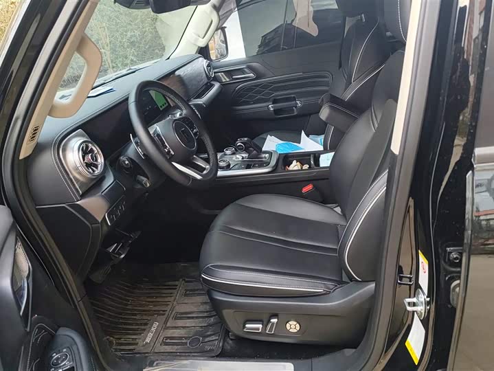 Фото 9 - Tank 300