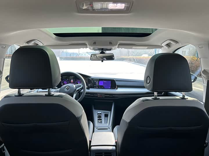 Фото 9 - Volkswagen Golf