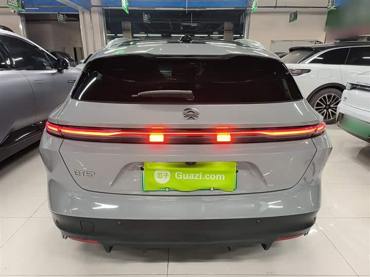 Фото 6 - Nio ET5T