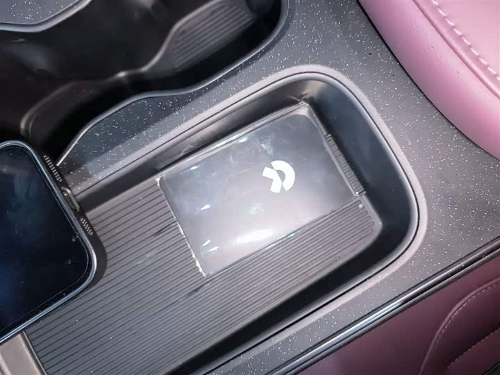 Фото 9 - Nio ET5T