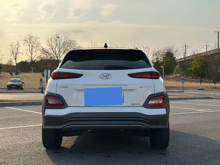 Фото 5 - Hyundai Encino EV