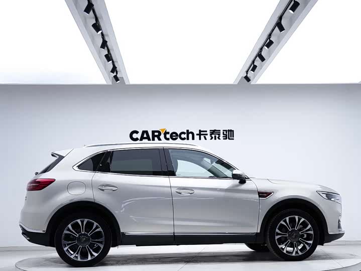 Фото 2 - Hongqi HS5