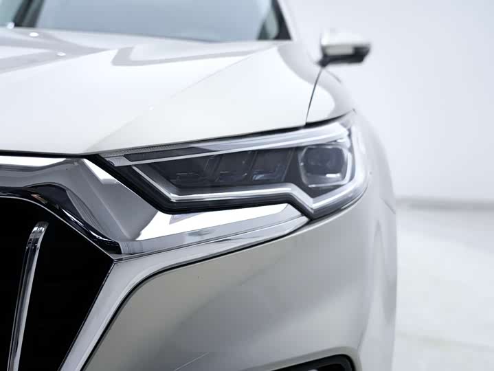 Фото 8 - Hongqi HS5