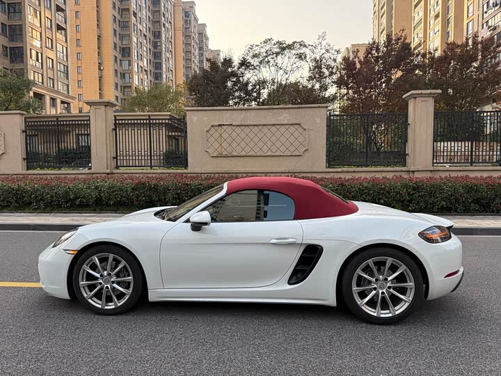 Фото 7 - Porsche 718