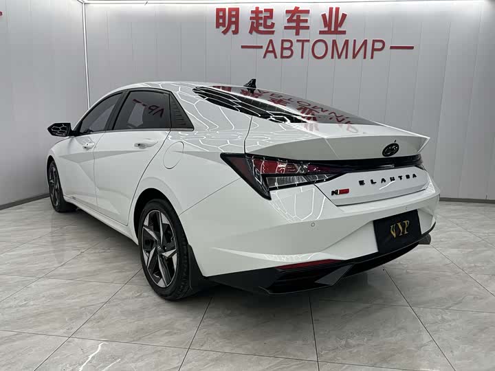 Фото 8 - Hyundai Elantra N line