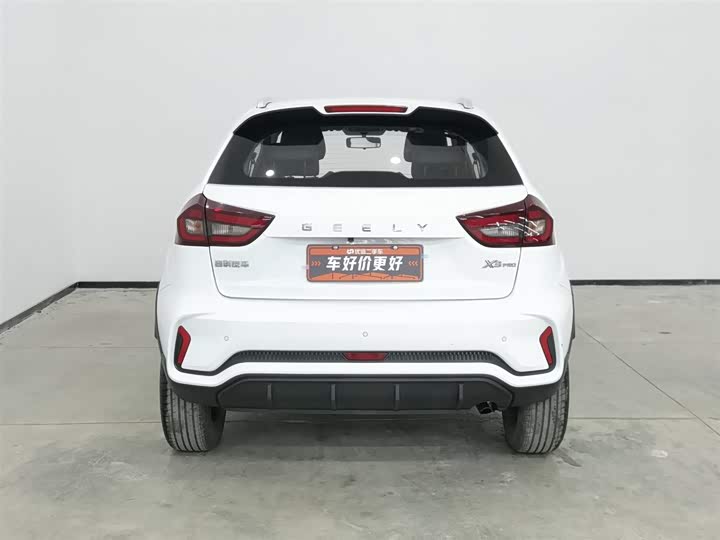 Фото 4 - Geely Vision X3