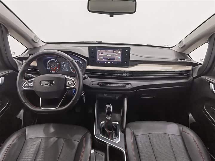 Фото 5 - Geely Vision X3