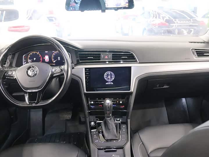 Фото 5 - Volkswagen Lamando L