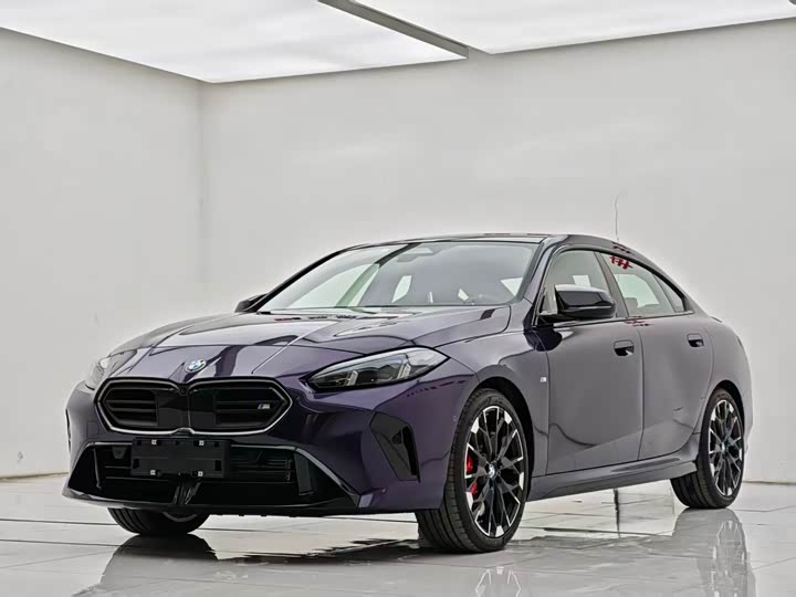 Фото 1 - BMW M235L