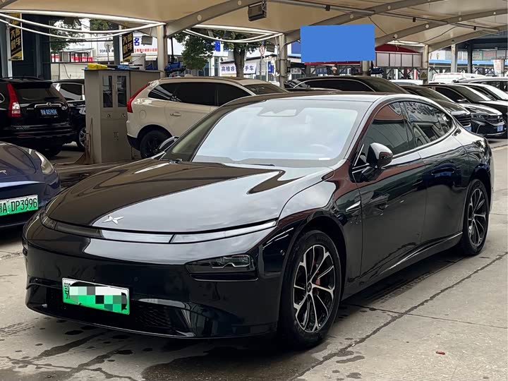 Фото 2 - XPeng P7