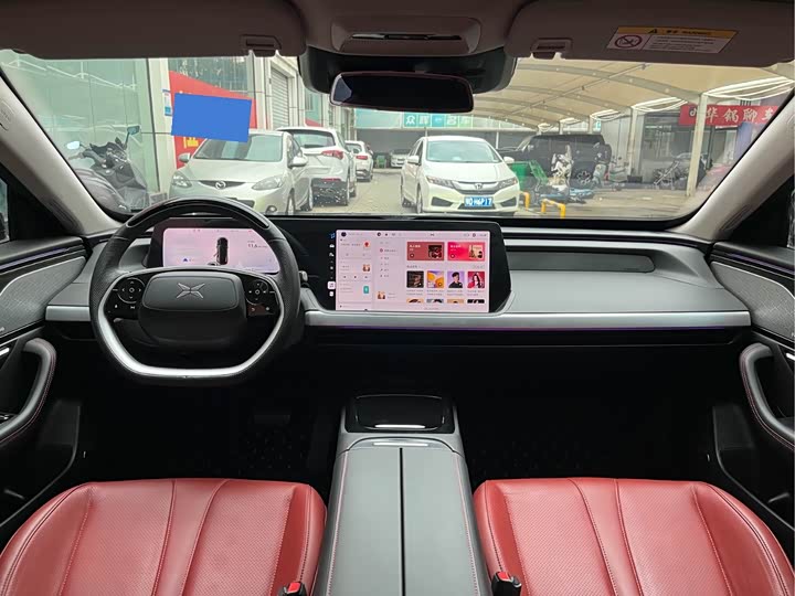 Фото 7 - XPeng P7