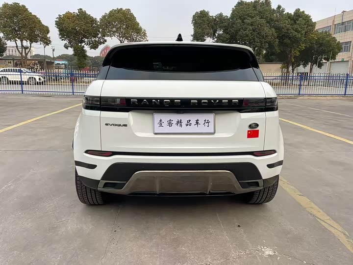 Фото 8 - Land Rover Range Rover Evoque L