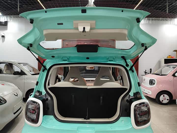 Фото 9 - Bestune Pony