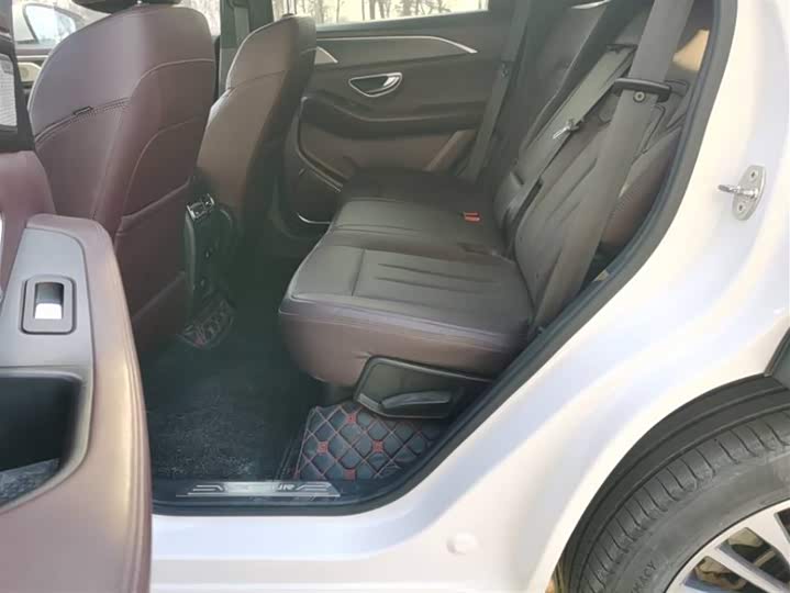 Фото 8 - Jetour X90