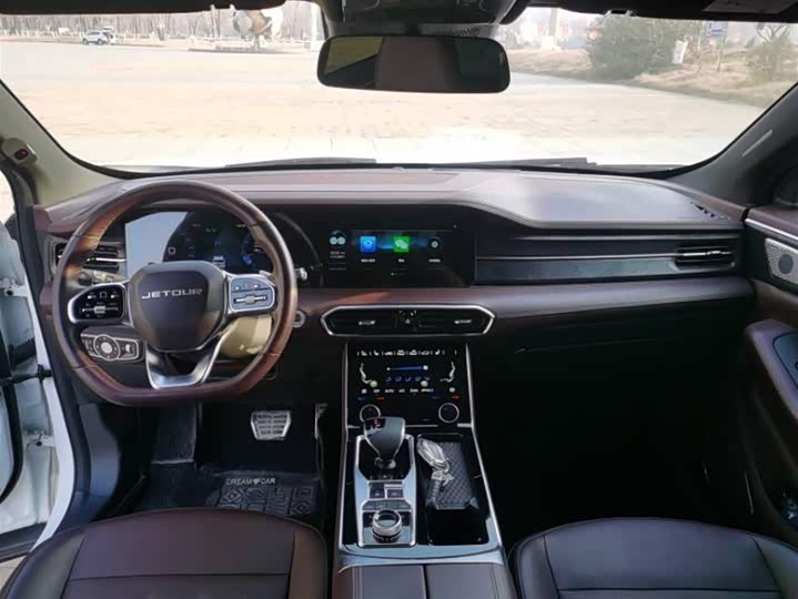 Фото 9 - Jetour X90