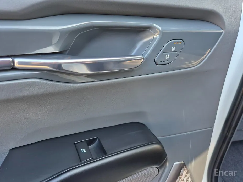 Фото 17 - Kia EV9