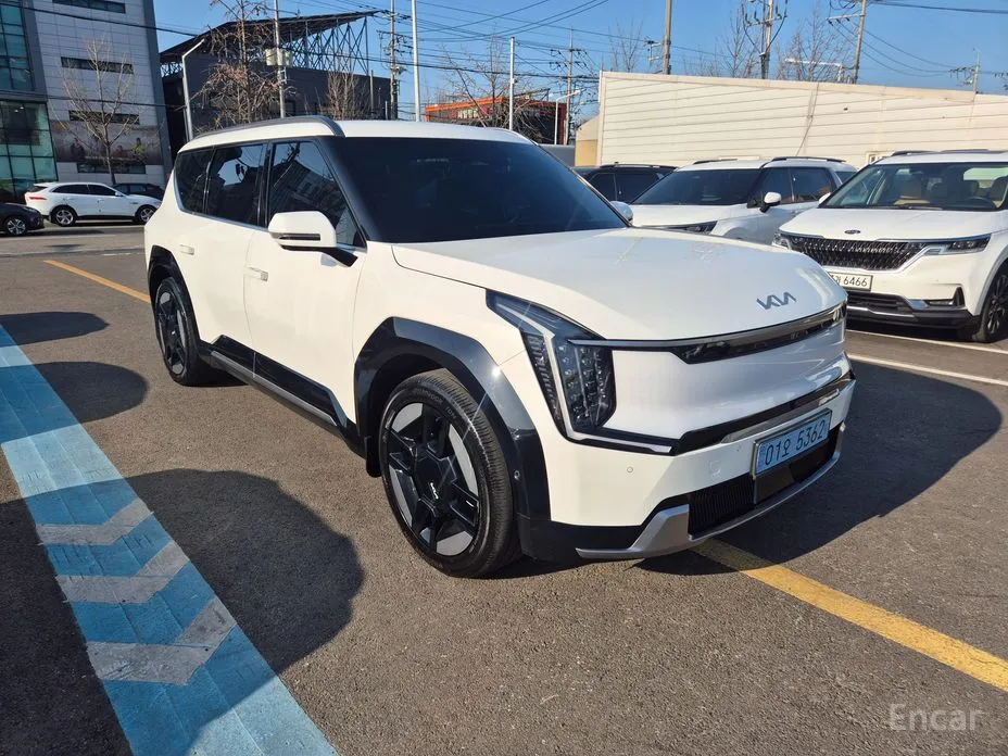 Фото 2 - Kia EV9