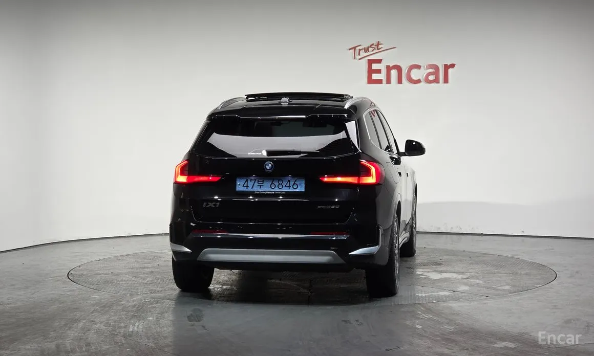 Фото 4 - BMW iX1