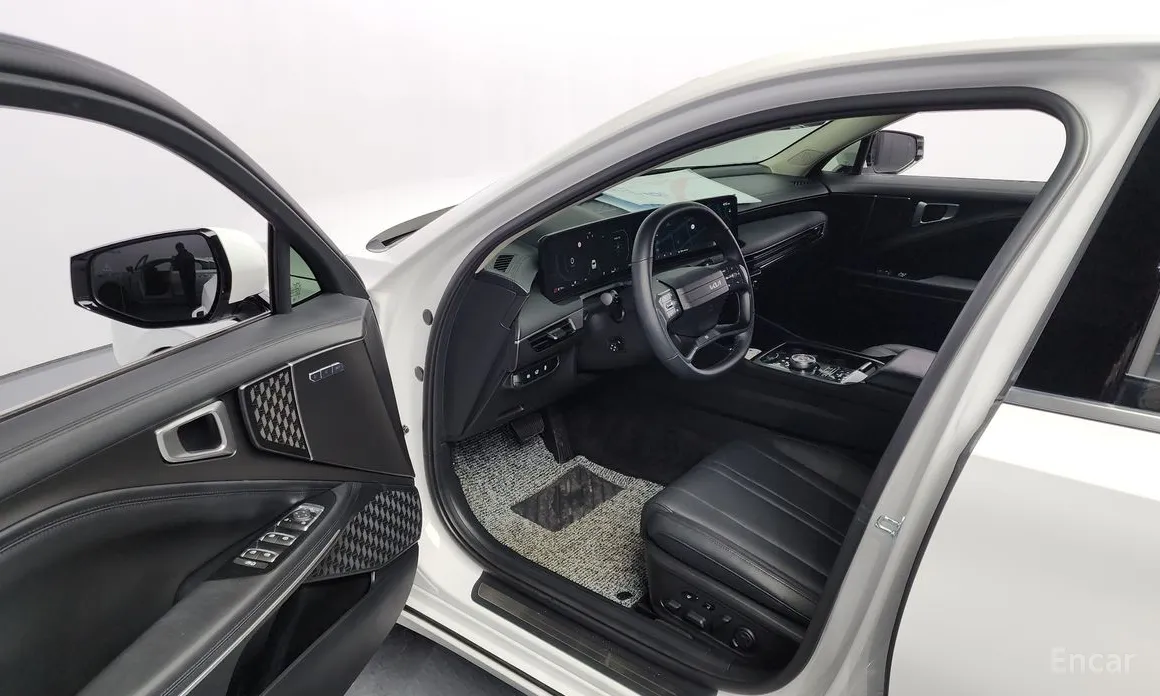 Фото 11 - Kia K8