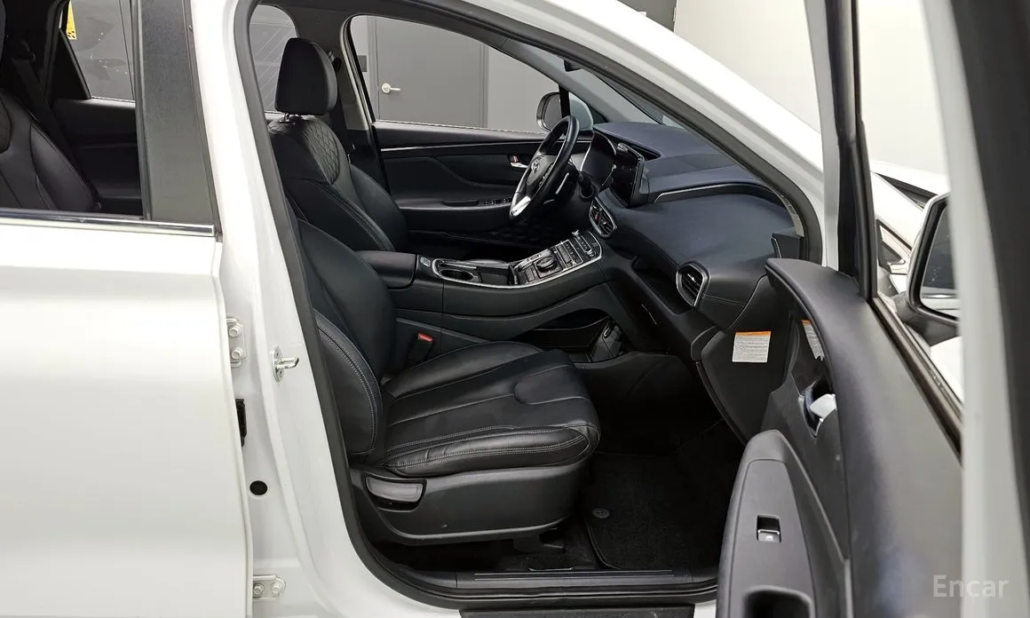 Фото 12 - Hyundai Santa Fe