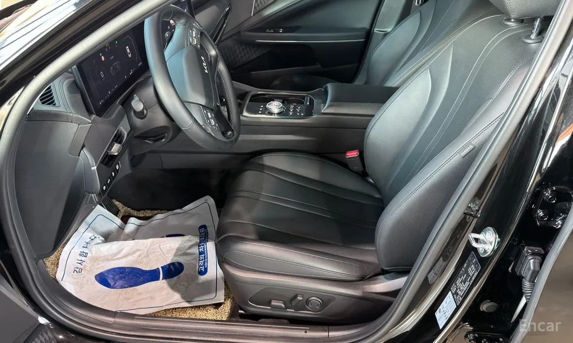 Фото 10 - Kia K8