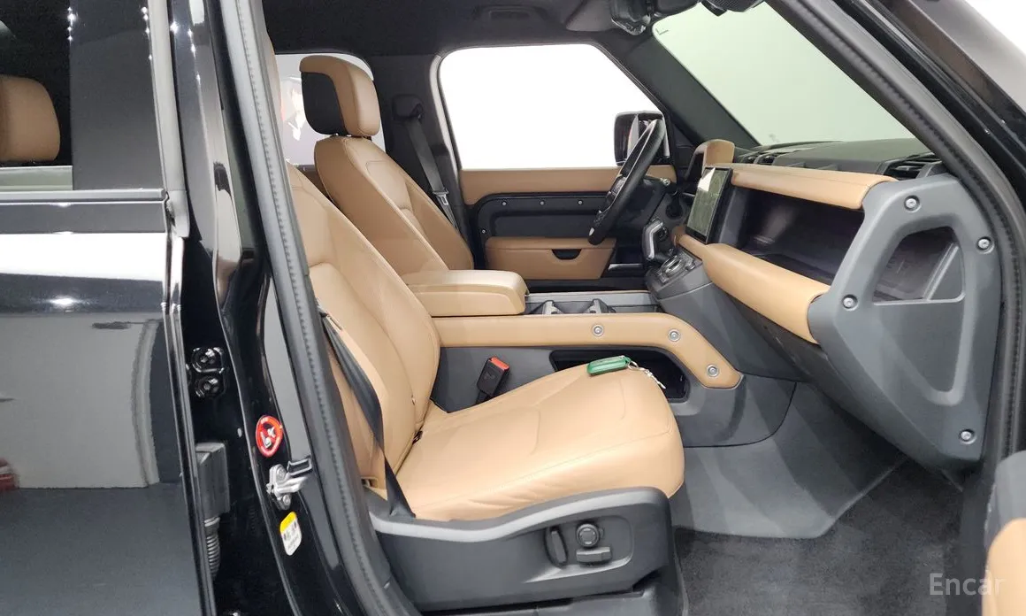 Фото 11 - Land Rover Defender