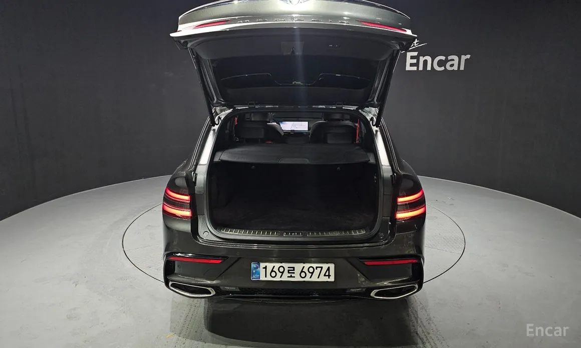 Фото 20 - Genesis GV80