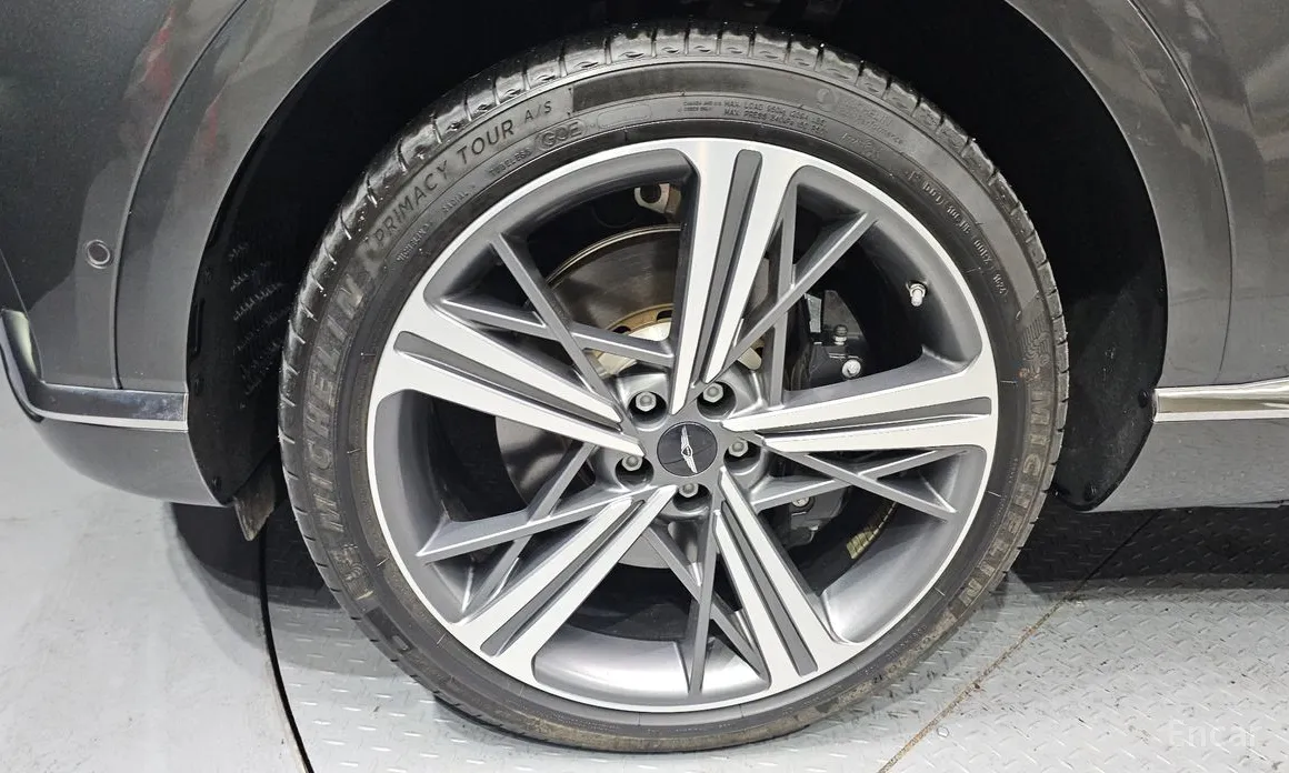 Фото 5 - Genesis GV80