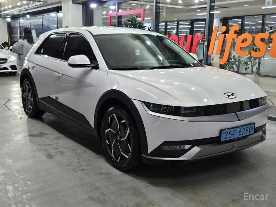 Фото 1 - Hyundai Ioniq 5