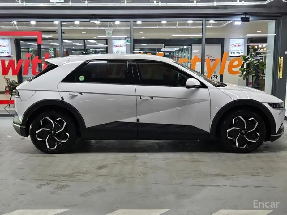 Фото 3 - Hyundai Ioniq 5