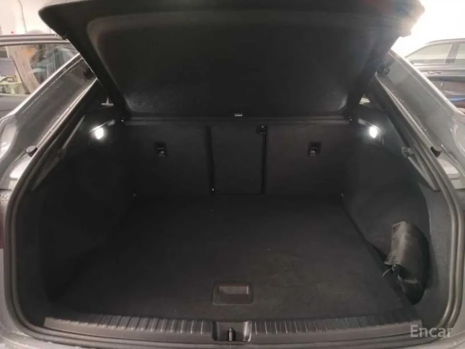 Фото 17 - Audi Q4 e-tron