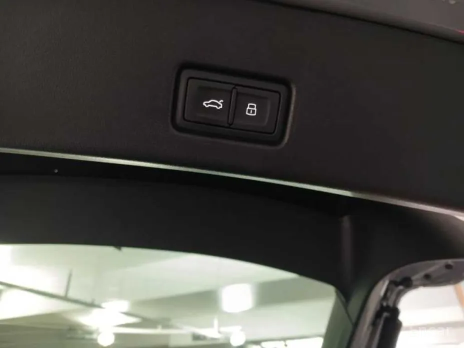 Фото 18 - Audi Q4 e-tron