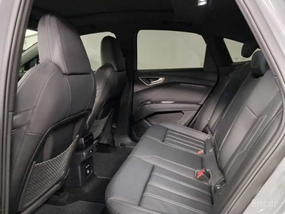 Фото 8 - Audi Q4 e-tron