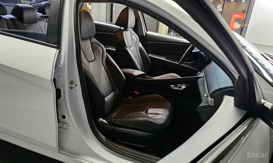 Фото 12 - Hyundai Avante