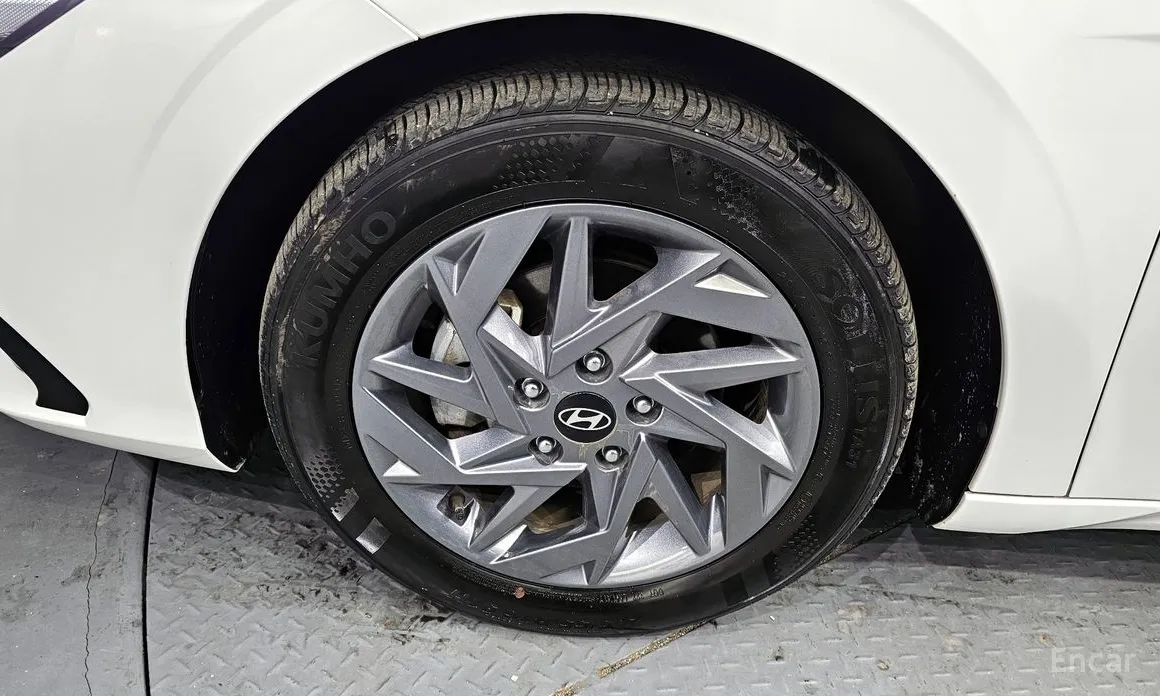 Фото 5 - Hyundai Avante